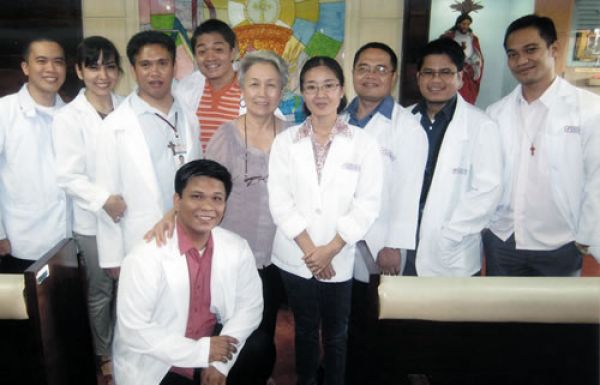 Charito and Marisol (far left) with the hospital pastoral team in the Philippines